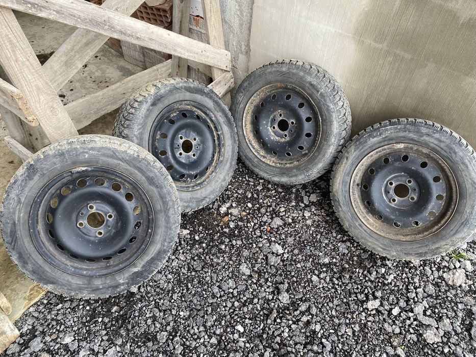 4 бр Железни джанти с гуми 4х100  14 цола