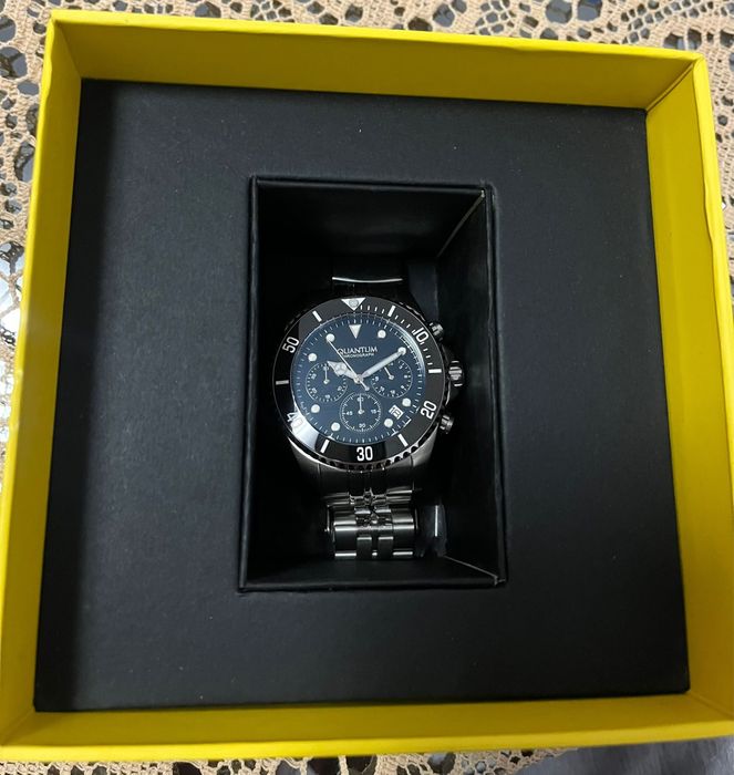 Мъжки часовник QUANTUM