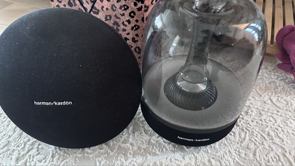Harman Kardon Aura si Onyx