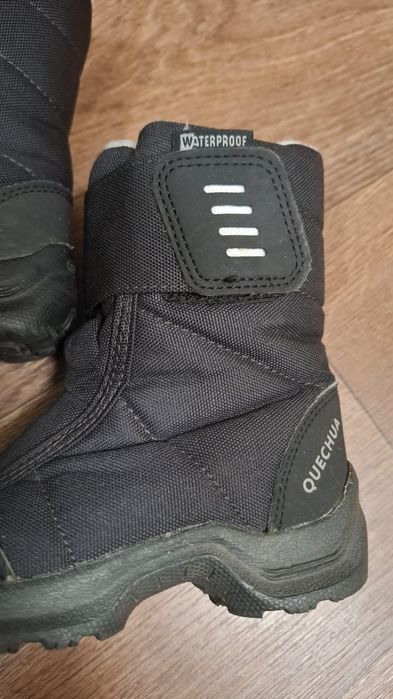 Непромокаемые зимние сапоги детские Waterproof Quechua.