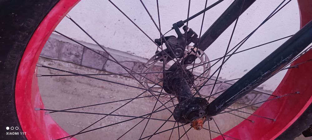 Vând bicicleta fat bike