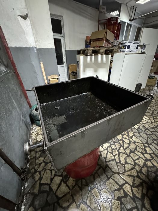 Корыто для замены масла металл