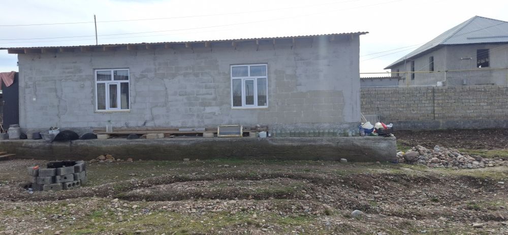 Arzon uy sotiladi 6 sotixdan 12 sotix 1 sotixi 8000 $ dan xat xujjati