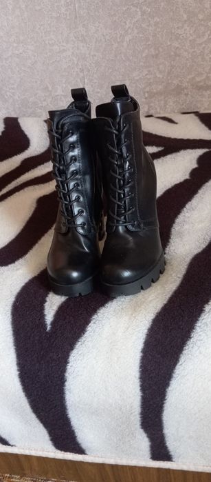 Ботильоны черные