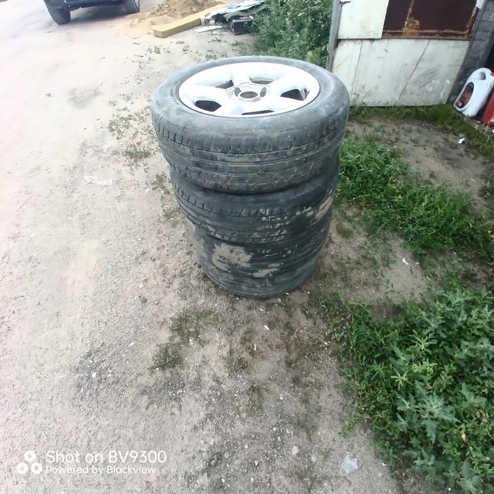 Продам диски с резиной