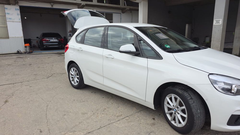 Bmw seria 2 218i f46