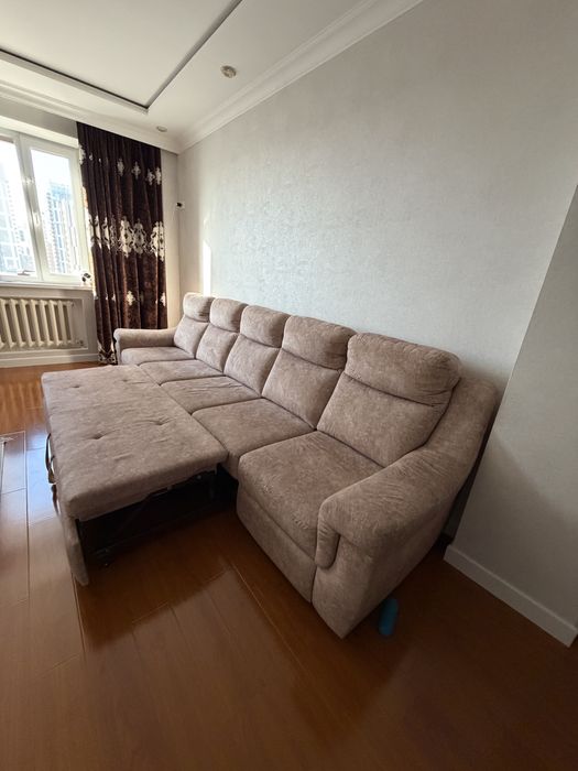 Диван 5-ти местный