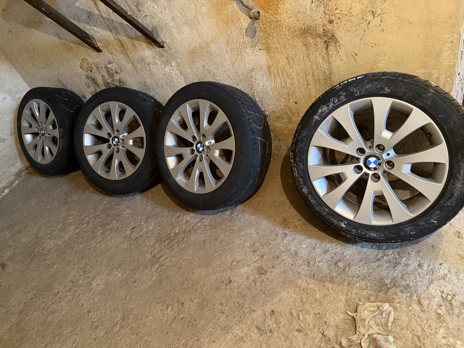 Jante Bmw, cu anvelope 245/45r18 originale.
