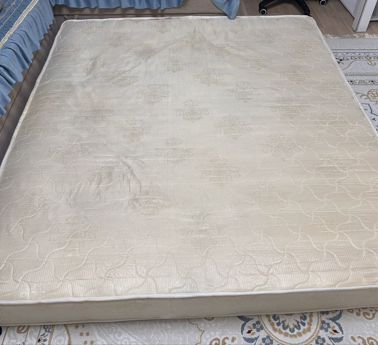 Продается матрас 180/200, б/у