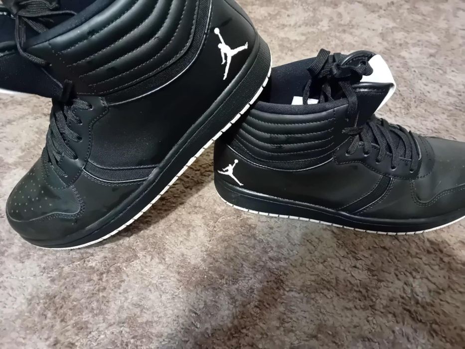 Найк Air Jordan-баскетболни кецове 43-44 номер
