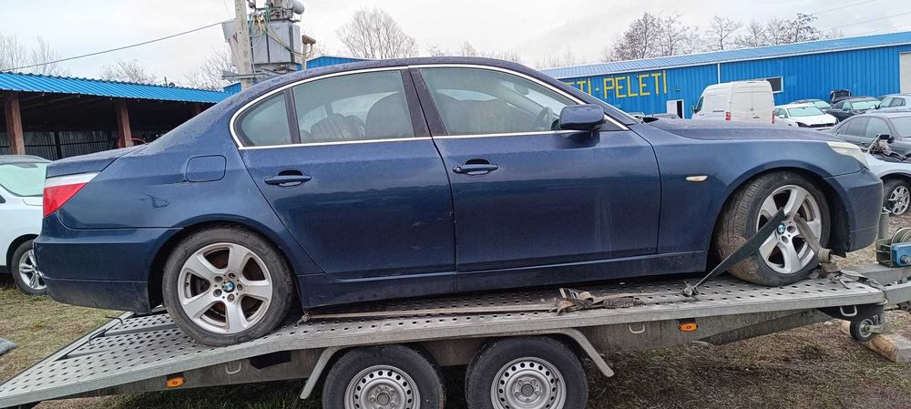 Dezmembrez BMW 520 d 2009