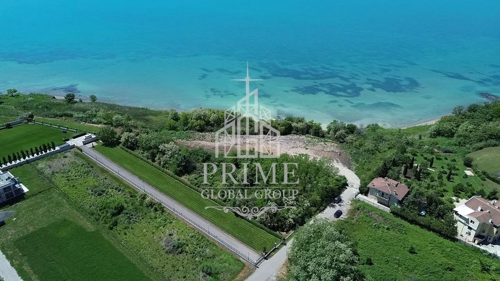 Продава се Парцел в Поморие - 8002 кв.м за 280 €/кв.м - Снимка #2