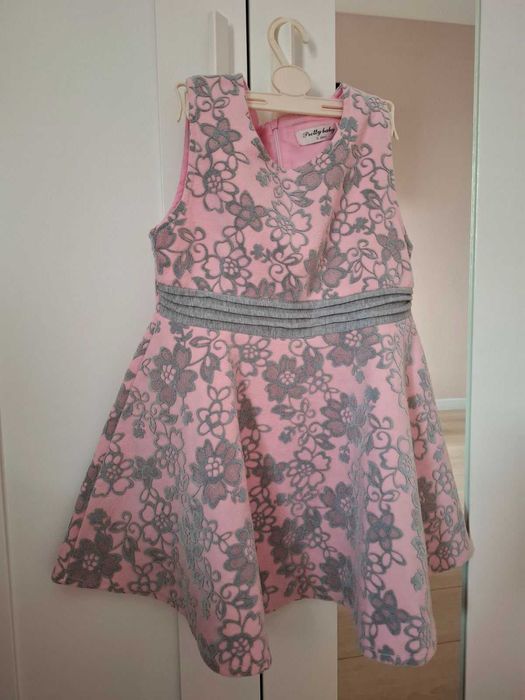 Детска рокля, размер 5-6 г.