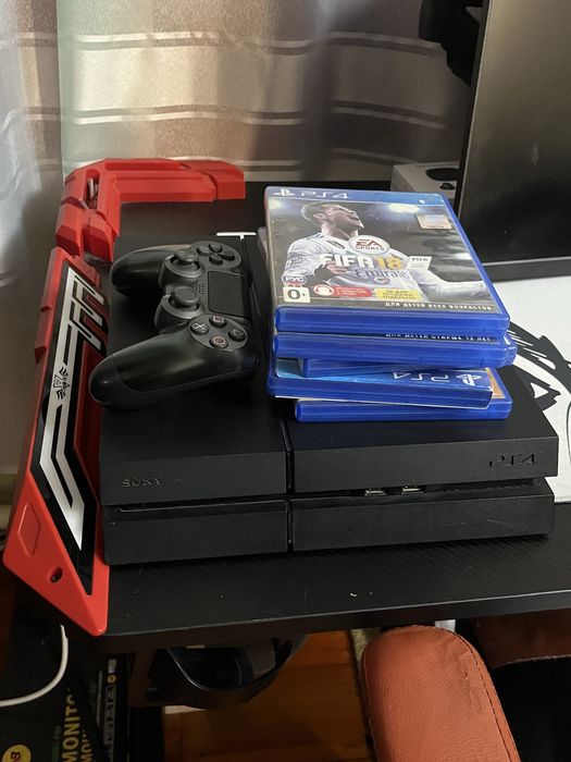 Продам пс 4.  1 теробайт