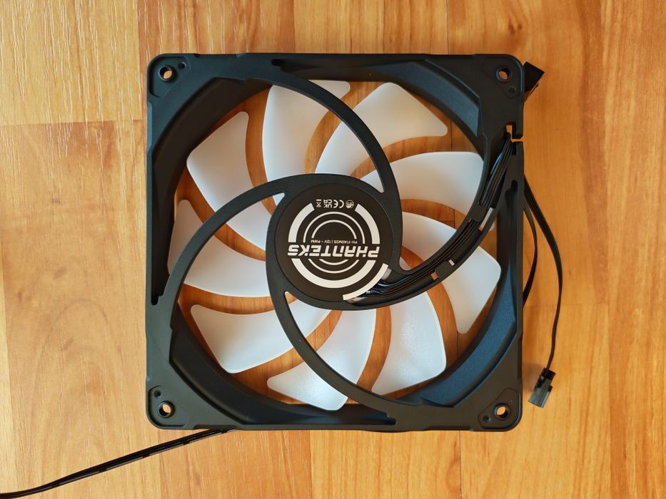 Ventilator Phanteks M25 D-RGB PWM 140mm X4