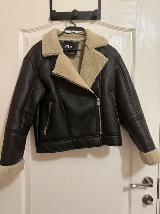 Яке на марката Zara