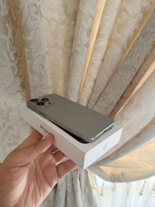 iPhone 15 Pro Max 256Gb - В отличном состоянии
