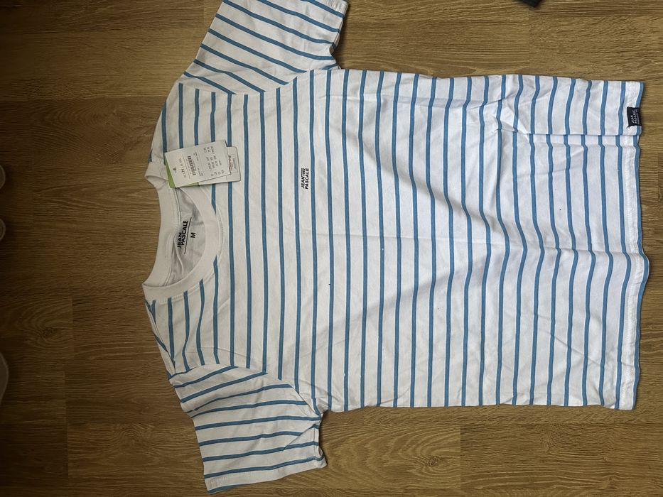Tricou nou cu eticheta