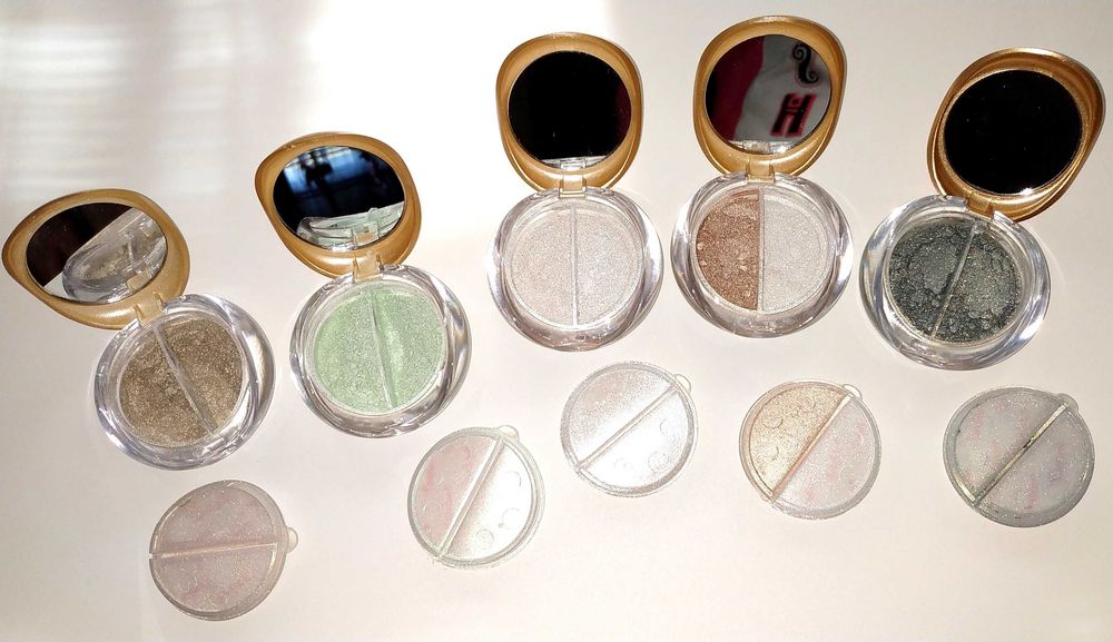 Светлый пигмент (тени)