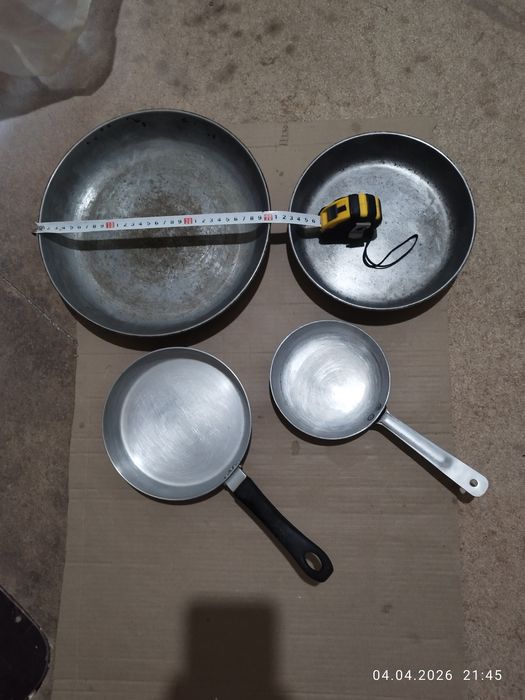 Сковородки алюминиевые 4 штуки