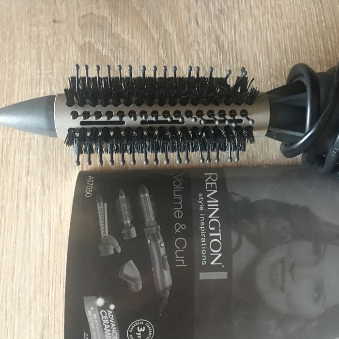 Ondulator par Remington, 4 accesorii+borseta, Nou