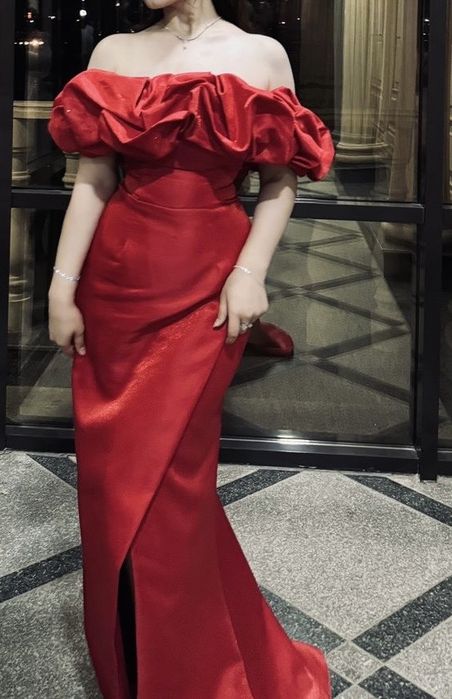 Вечерное платье