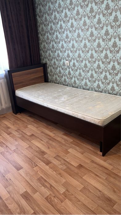 Односпальная кровать