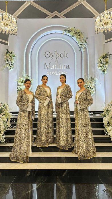 Встреча гостей Услуги профессиональных Хостесов