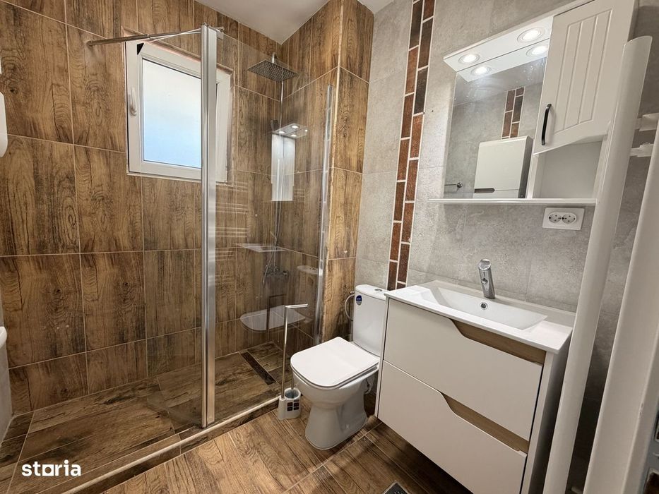 Apartament cu 2 camere! Grădină ! Parcare !