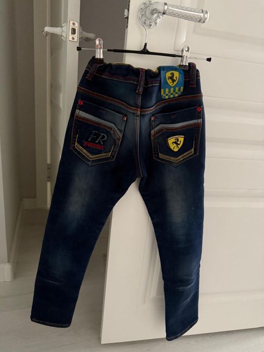 Утеплённые джинсы