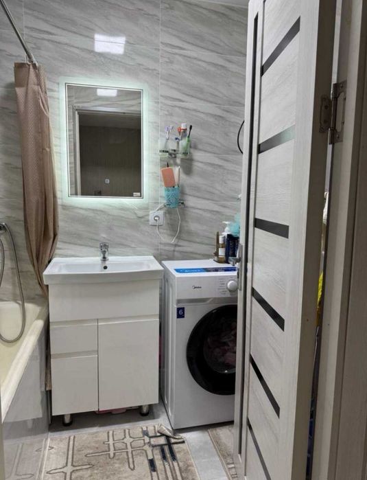 Юнусабад 11 кв 2/4/4 (58м2) Хавас маркет. Чуткий состояна