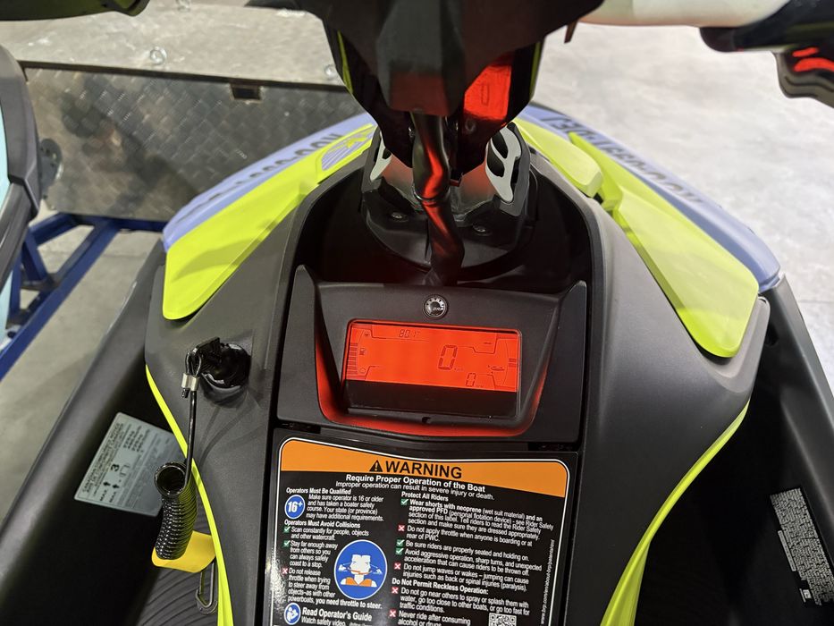 Vand skijeturi wake 230 si spark trixx 3