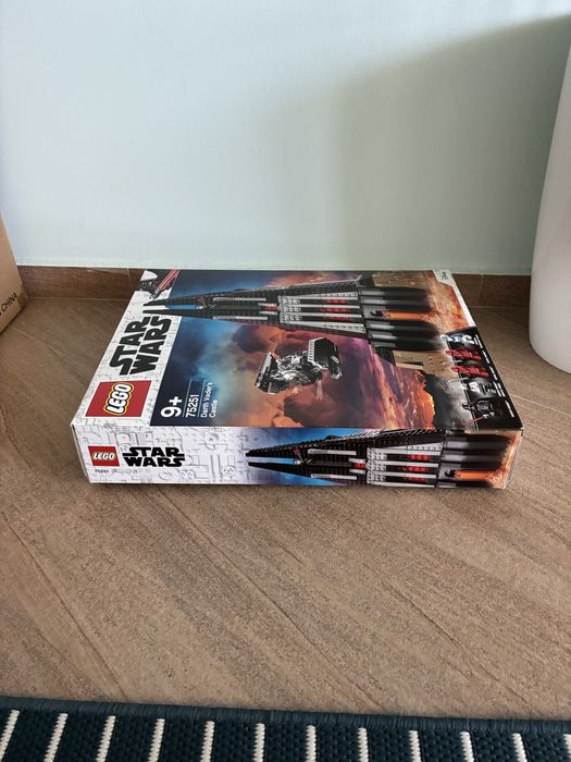 LEGO 75251 Darth Vader's Castle