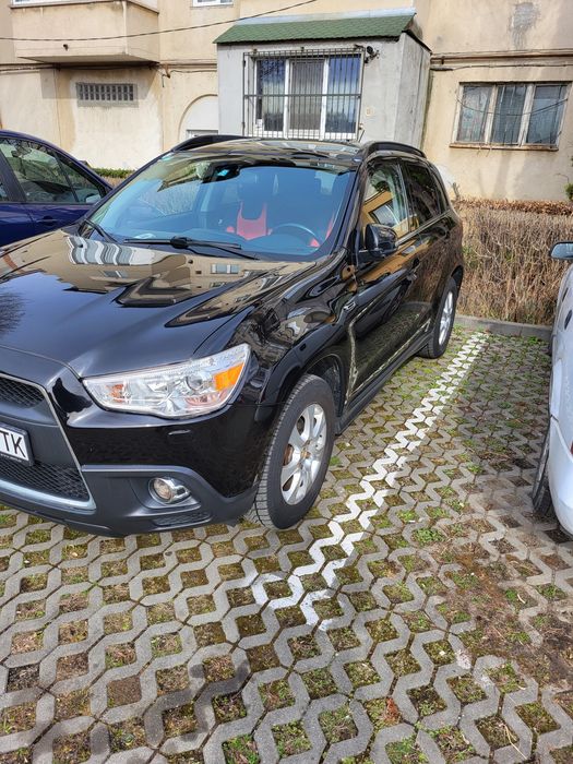 Vind Mitsubishi asx 18d 4x4