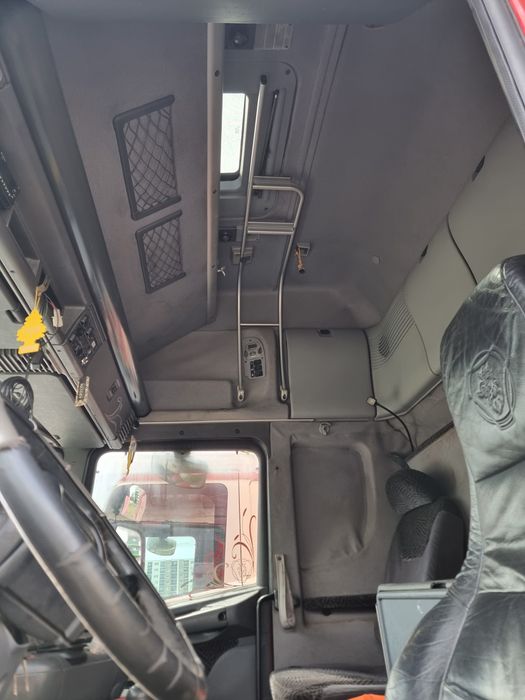 Scania L124 470.