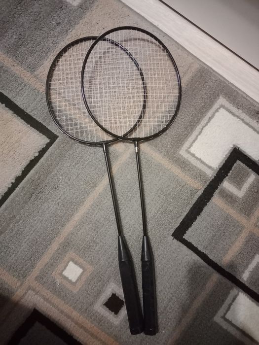 Ракетка для бадминтона
