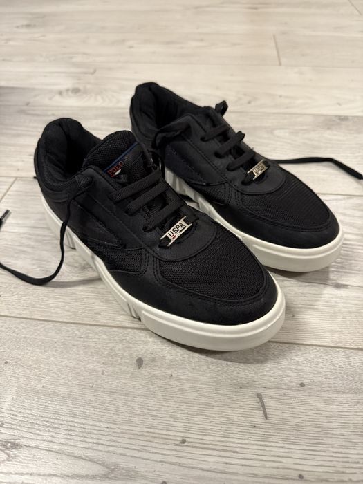 Черни маратонки на U.S. Polo Assn.
