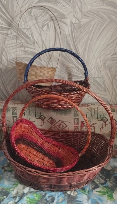 Продам плетёные корзины.