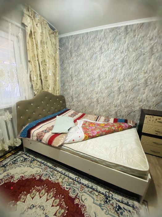 Двухспальную кровать