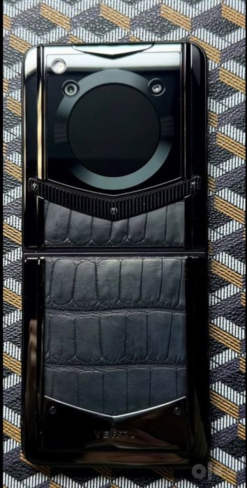 Vertu IRONFLIP, 12/512 ГБ, 2 SIM