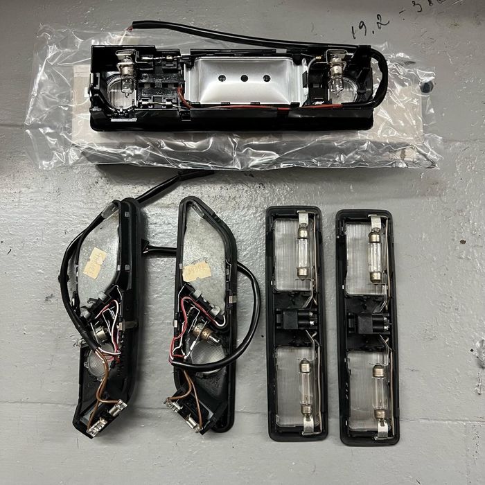 Черные плафоны светильники бмв е34 е32 bmw e32 e34 оригинал