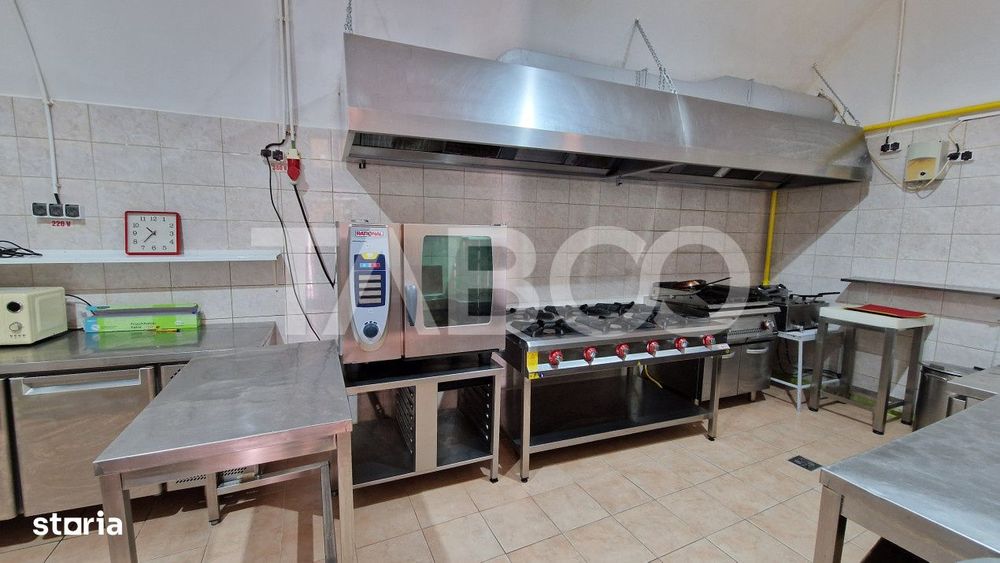 Piata Mare-Restaurant terasa si bar de inchiriat