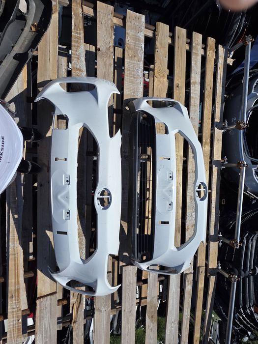 Toyota Yaris Corss  2021-2023 предна броня 2бр.