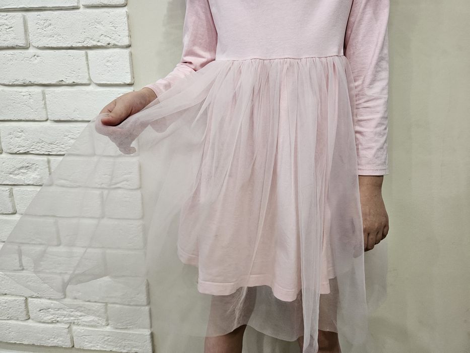 Платье нарядное, 5-7 лет