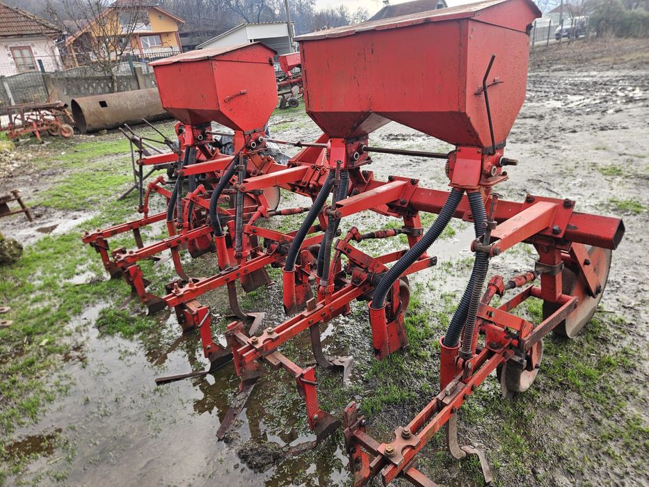 Prasitori sârbești 5 rânduri cu fertilizare