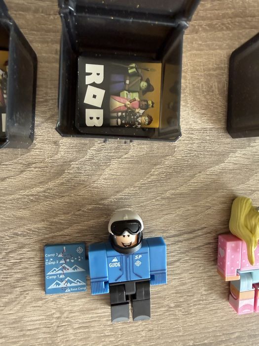 Roblox series 9 capsules,оригинални фигурки на роблокс