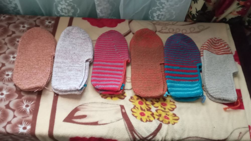 Продаютса вязаные следки остались большие размеры