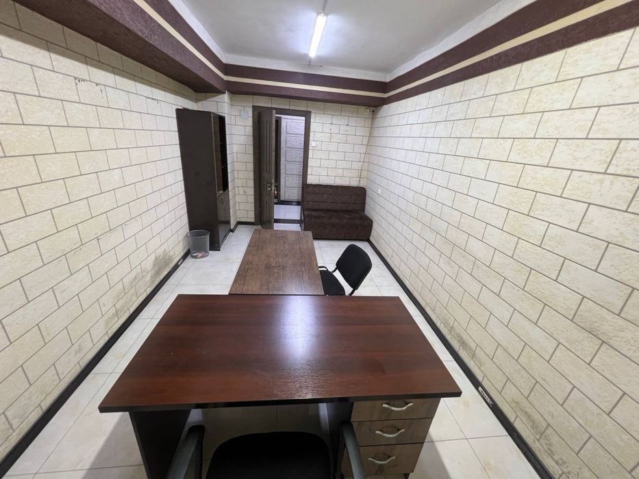 Аренда под офис 3 минут от метро Новза с мебелью подвол