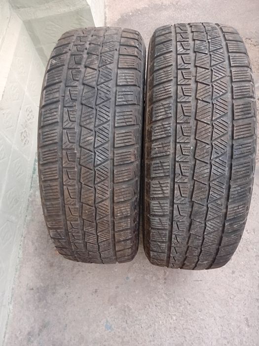 Продам шины на минивэн