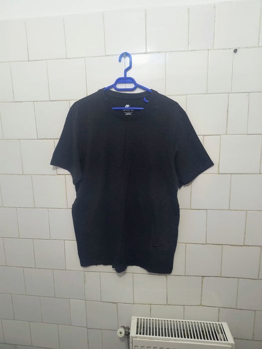 Tricou marca Nike mărime L culoare gri